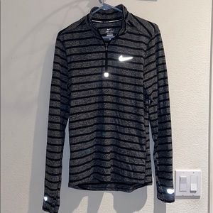 Nike Dri-fit 1/2 Zip